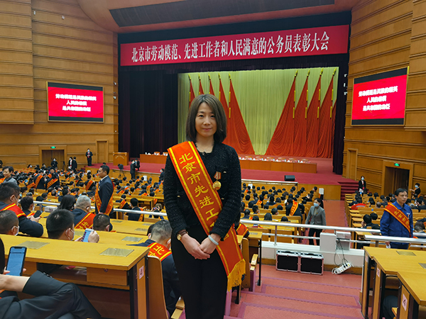 24af066bfada34722f34c3cd11ee553.jpg