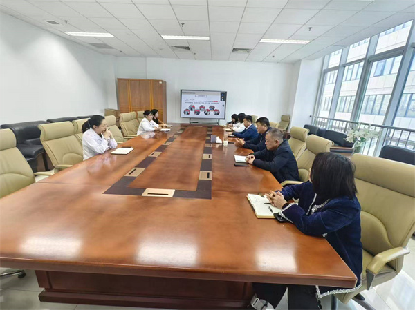 秦皇岛医院会场.jpg 秦皇岛医院会场.jpg