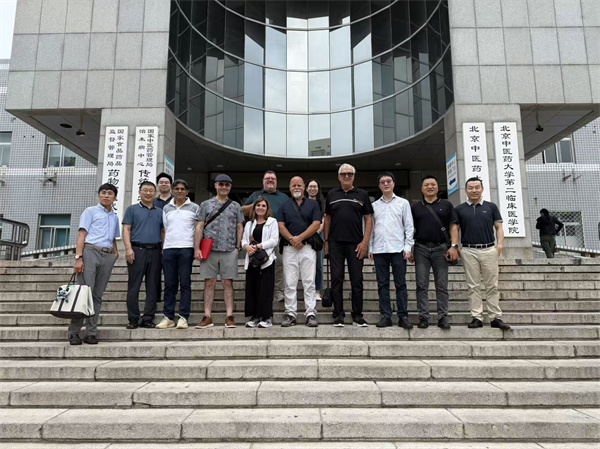 合影2.jpg