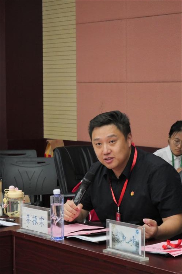 20260924【杏坛聚焦】凝岐黄薪火,聚东方力量北中医东方医院第一次学生代表大会顺利召开(2)_017.jpg 20260924【杏坛聚焦】凝岐黄薪火,聚东方力量北中医东方医院第一次学生代表大会顺利召开(2)_017.jpg